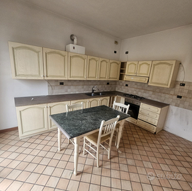 Cucina angolare completa