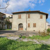 3 LOCALI A TOSCOLANO-MADERNO