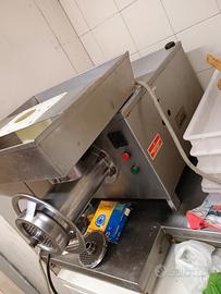 Tritacarne Industriale 42 Trafila 13cm. Usato