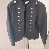 giacca nera stile militare Molly Bracken