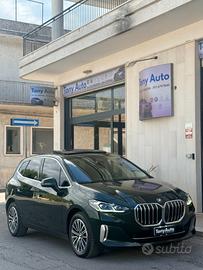 Bmw 218d Active Tourer Luxury auto TETTO APRIBILE,