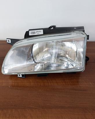 Fanale anteriore sinistro Citroen Berlingo 1a seri