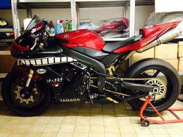 Yamaha YZF R1 - 2005