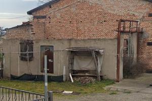 Edificio da ristrutturare uso mono/bilocale