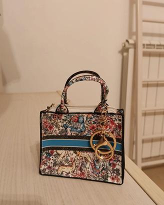 portamonete mini simile Dior