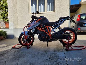 ktm superduke 1290 r