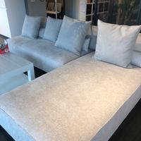 Divani  nuovi in svendita reale dal magazzino