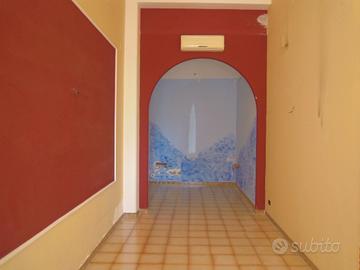 BOTTEGA indipendente 120 mq a Belpasso