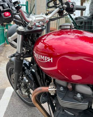 triumph street twin