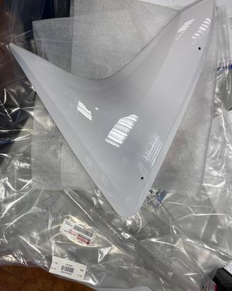 Fianchetto moto Yamaha YZF R125 5D7F835U00P2