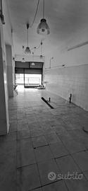 Locale commerciale multiuso