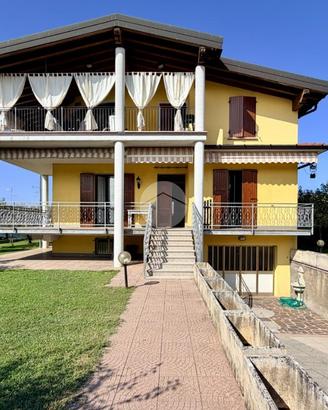 4 LOCALI A PONCARALE