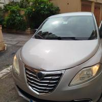 lancia Ypsilon 2011