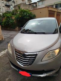 lancia Ypsilon 2011