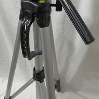 tripod - cavalletto per macchina fotografica
