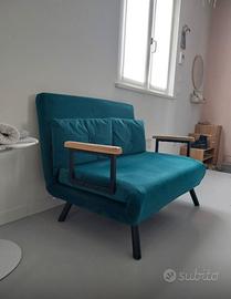 Divano letto in velluto verde petrolio salvaspazio