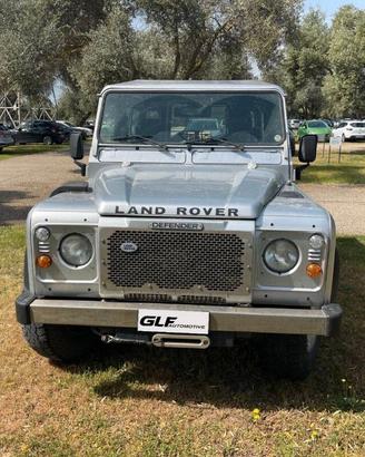 Land Rover Defender 90 SW Land Rover Defender 2.5 