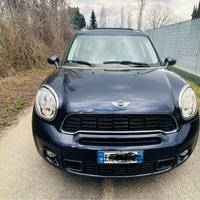 Mini countryman sd 4x4 ( tetto e matic )
