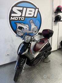 Piaggio Beverly 350