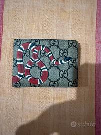 Gucci BifoldGG supreme kingsnake 4 scomparti  250€