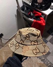 Berretto da pescatore di Gucci