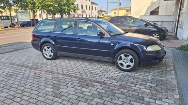 Vw  passat tdi  1.9  auto con motore impeccabile