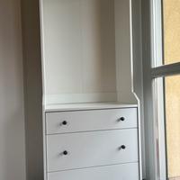 Guardaroba con cassetti