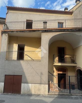 CASA SEMINDIPENDENTE A FILIGNANO