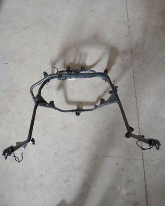 telaietto anteriore e radiatore tmax