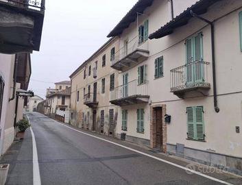 Immobile in asta di 162 m² con 5 locali e box auto