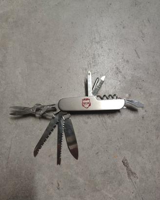 coltellino svizzero 11 funzioni