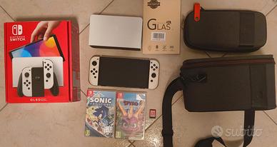 Nintendo Switch OLED (leggi descrizione)