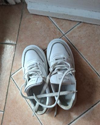Scarpe sportive