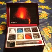 Collezione di pietre vulcaniche.