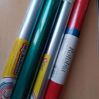 Rotoli di pellicola per rivestire i libri