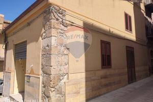 Locale Commerciale - Gela