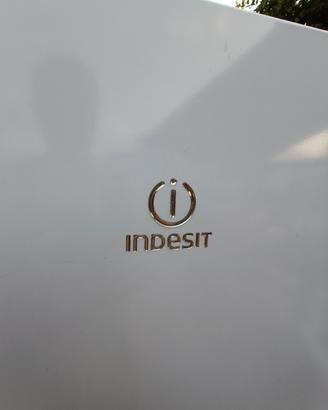 Indesit frigorifero 