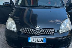 Toyota Yaris 1.0 Benz perfetta 