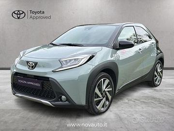 Toyota Aygo X 1.0B (72 CV) Lounge S-CVT