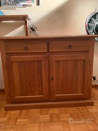 Mobile basso in legno