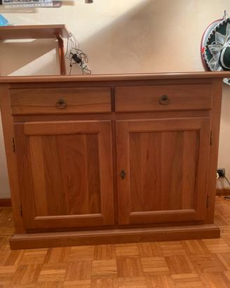 Mobile basso in legno