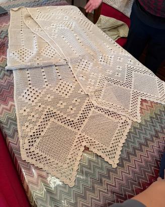 2 Tende all uncinetto fatte a mano