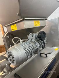 Frantoio Oleario Oliomio 200 PROFY