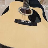 Chitarra Elettroacustica 