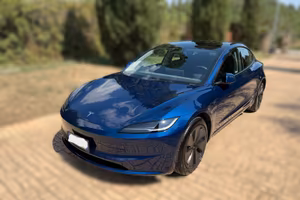 TESLA Model 3 Standard R Rwd 2023_SUBENTRO LEASING