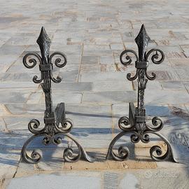 Alari in ferro battuto forgiati a mano