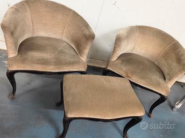 Set 2 Poltroncine Vintage con Pouf Poggiapiedi