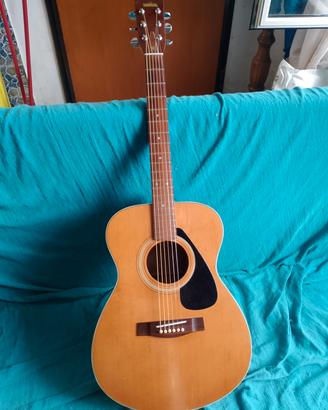 chitarra acustica anni 80 Yamaha 