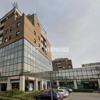 Vendita ufficio collegabile in zona Carrozzone