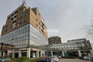 Vendita ufficio collegabile in zona Carrozzone
